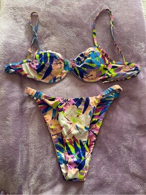 Tropical Floral Underwire Bikini Set - Pink Multi